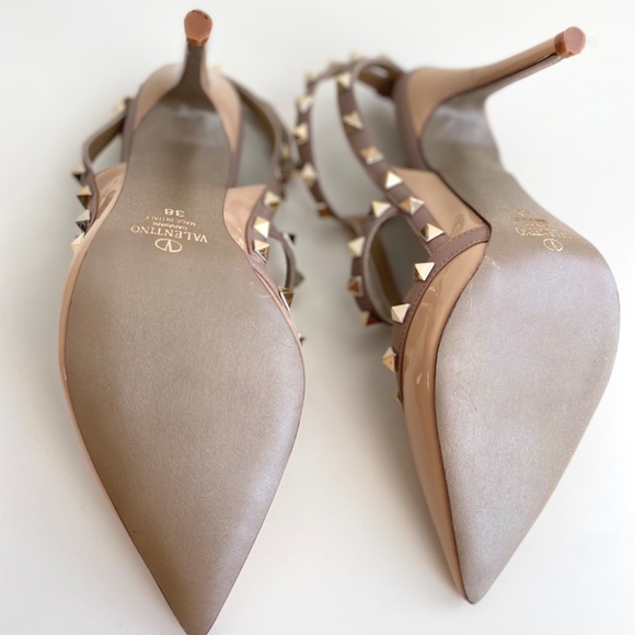 VALENTINO GARAVANI Rockstud Patent Leather Strap Pumps - Picture 10 of 11